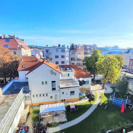 Schanz - Quietly Oriented - Private Parking - Balcony Pressburg Exterior foto